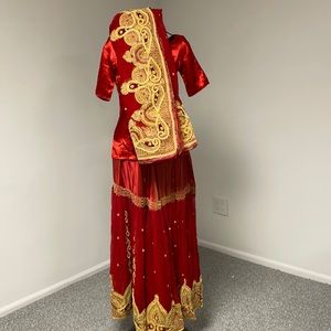 Red and Gold embroidered wedding lehenga sz S